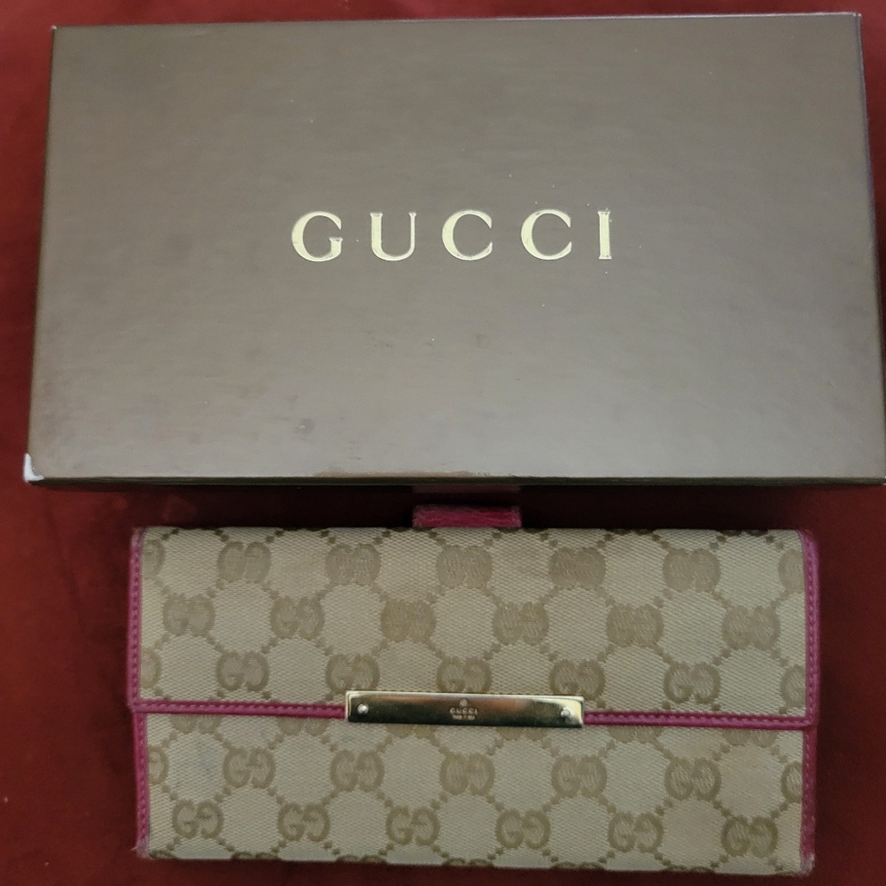Gucci Beige and Pink Women's Wallet with Box